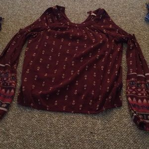 Hollister shirt with cut out shoulders